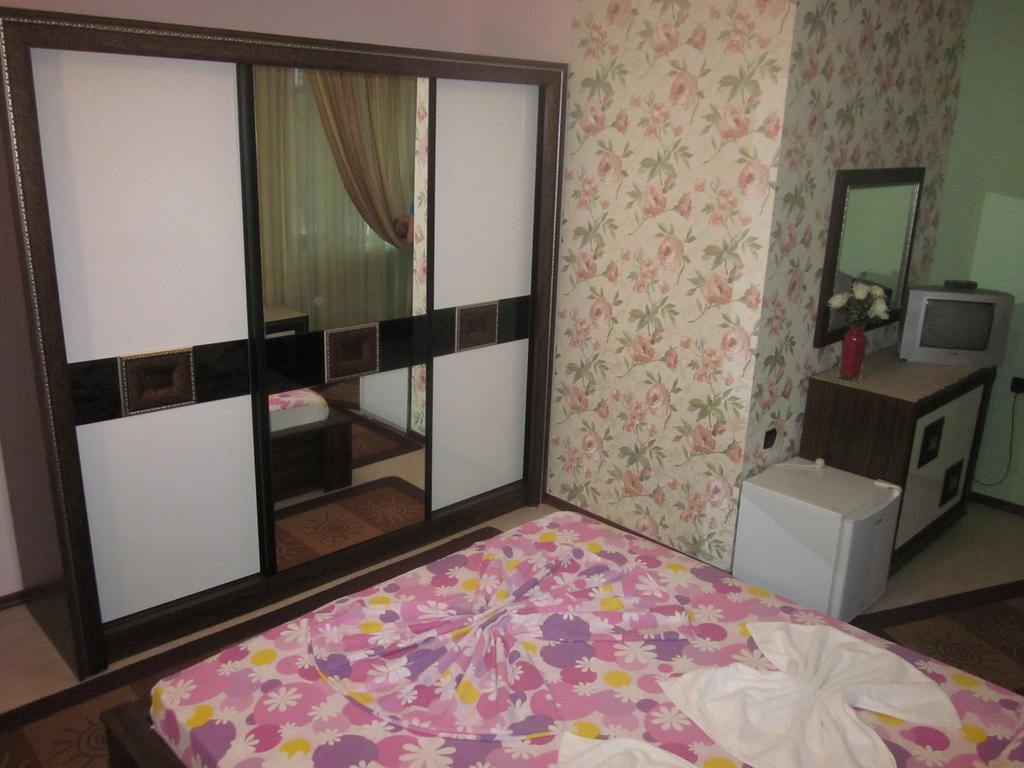 Guest House Hristina سوزوبول الغرفة الصورة