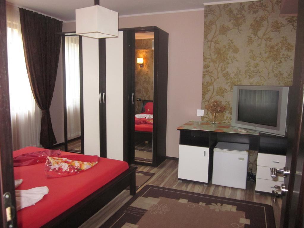 Guest House Hristina سوزوبول الغرفة الصورة