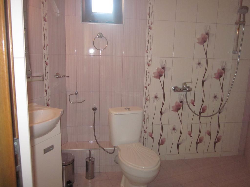 Guest House Hristina سوزوبول الغرفة الصورة